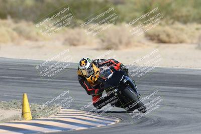 media/Nov-16-2025-Race Pace (Sun) [[8c5fa54630]]/Non Verified Riders (1st 20 Minutes)/2-Turn 10 (1010am)/